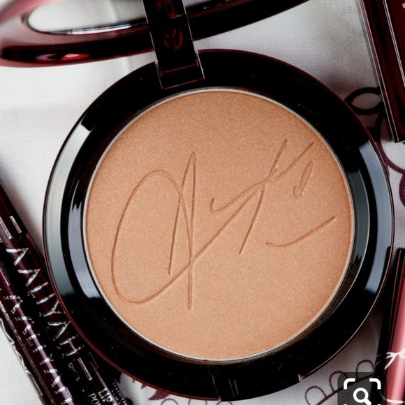 MAC Cosmetics Makeup Mac Aaliyah Bronzing Face Powder Limited